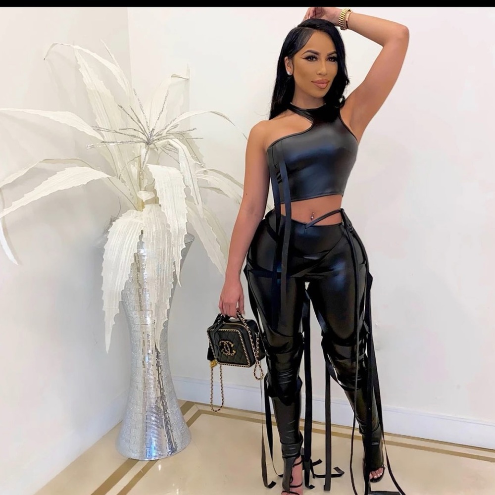 Two Piece set